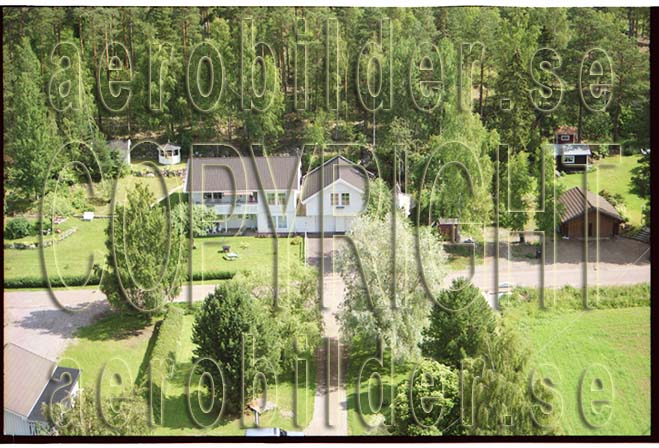 FFF 98-8904, #30. FFF 98-8904_0030 (Uppges vid kontakt med Svenska Aero-Bilder AB)